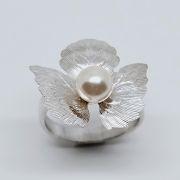 Anello in argento con foglia