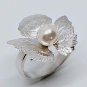 Anello in argento con foglia