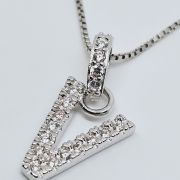 Collana in argento 925% con iniziale “V”