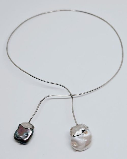 Collana donna rigida argento 925% con perle