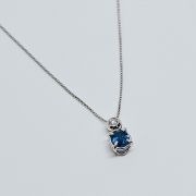 Collana in oro 750% con Zaffiro e diamante