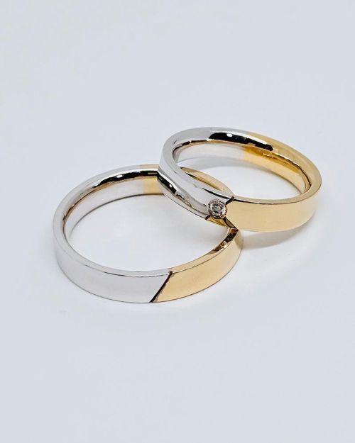 Coppia di fedi in oro 750%