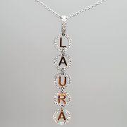 Collana personalizzata in oro 750% con nome e diamanti