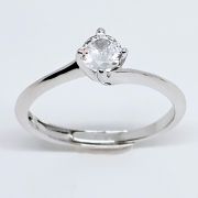 Anello solitario in argento 925% con zircone